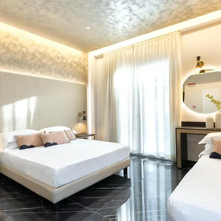Mondial Hotel