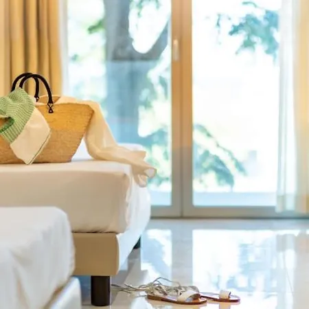 Mondial Hotel 3*